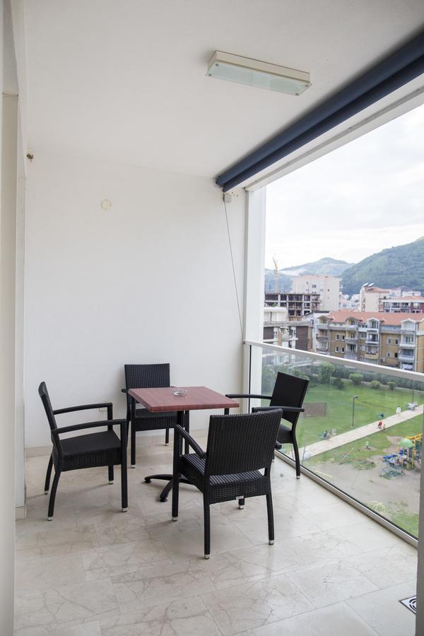 Apartman Anna Tre Canne Budva Exterior foto